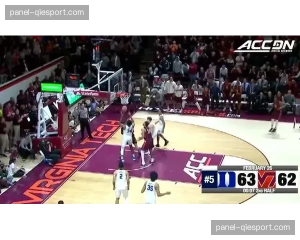 NCAA锦标赛个人项目决赛:五场对决中有三场以一分优势决出胜负。 NCAA锦标赛个人项目决赛:五场对决中有三场以一分优势决出胜负。