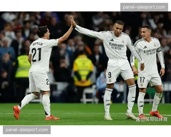 欧冠半决赛首回合,皇家马德里主场1-1战平阿森纳 欧冠半决赛首回合,皇家马德里主场1-1战平阿森纳